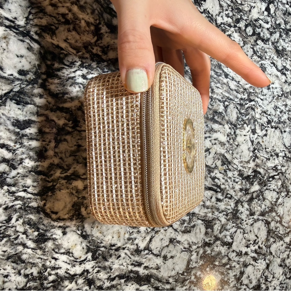 DIOR Cosmetic Bag, Jewelry Case & Mirror Set - Picture 9 of 10